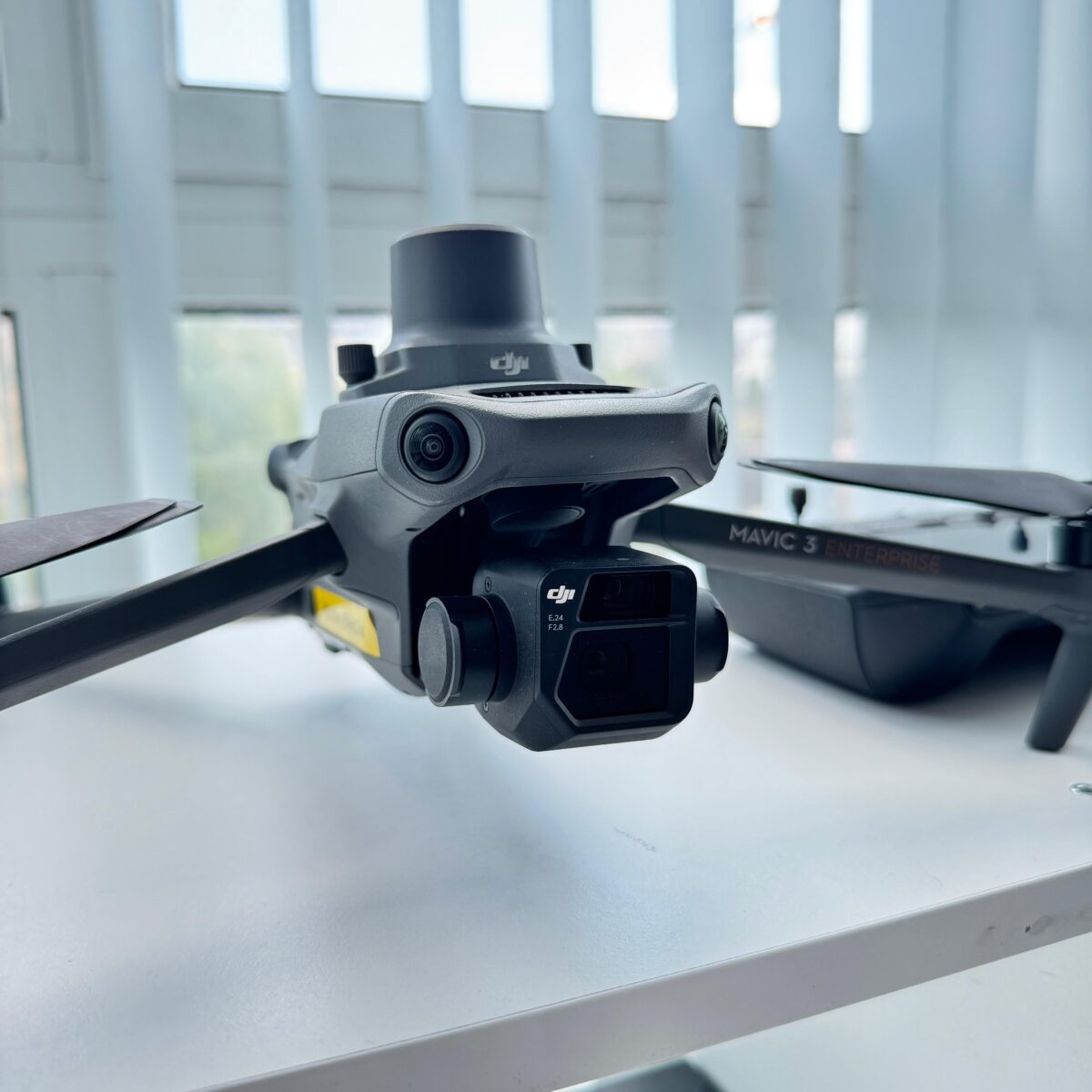 DJI Mavic 3 Enterprise SH 1 - imagine 1